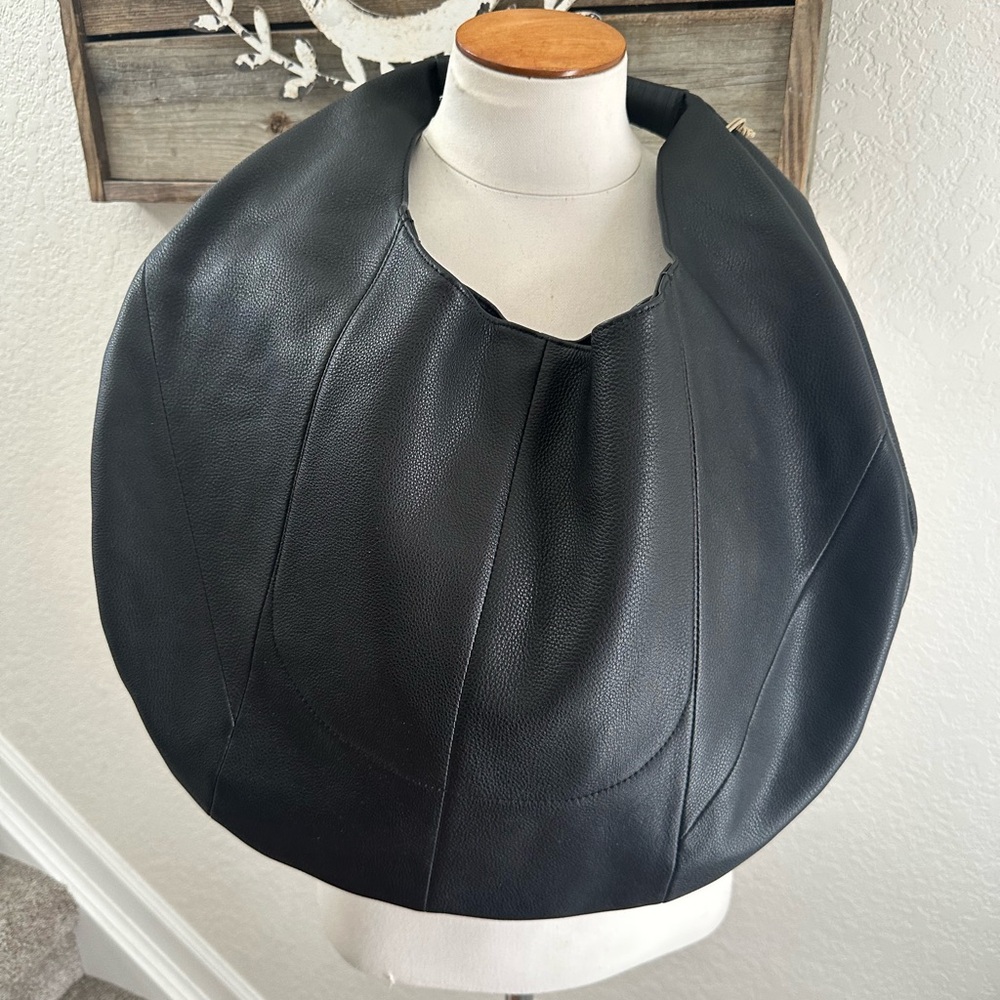HOBO Eclipse Medium Classic Black 100%‎ Leather Hobo Bag NWT - Picture 3 of 9